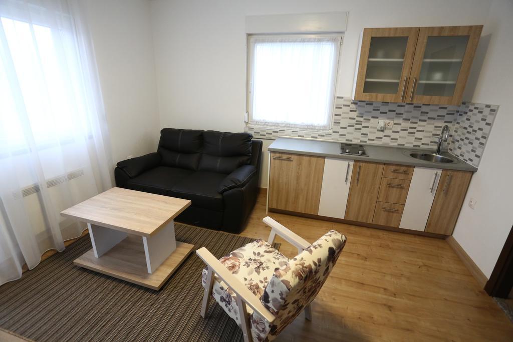 Apartments Kolonija Sarajevo Rom bilde